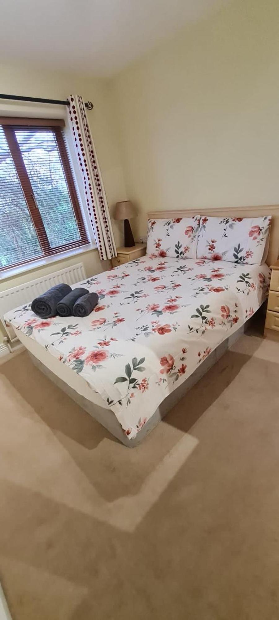 2 Bed Cosy Apartment In Heart Of Mullingar. Eksteriør billede